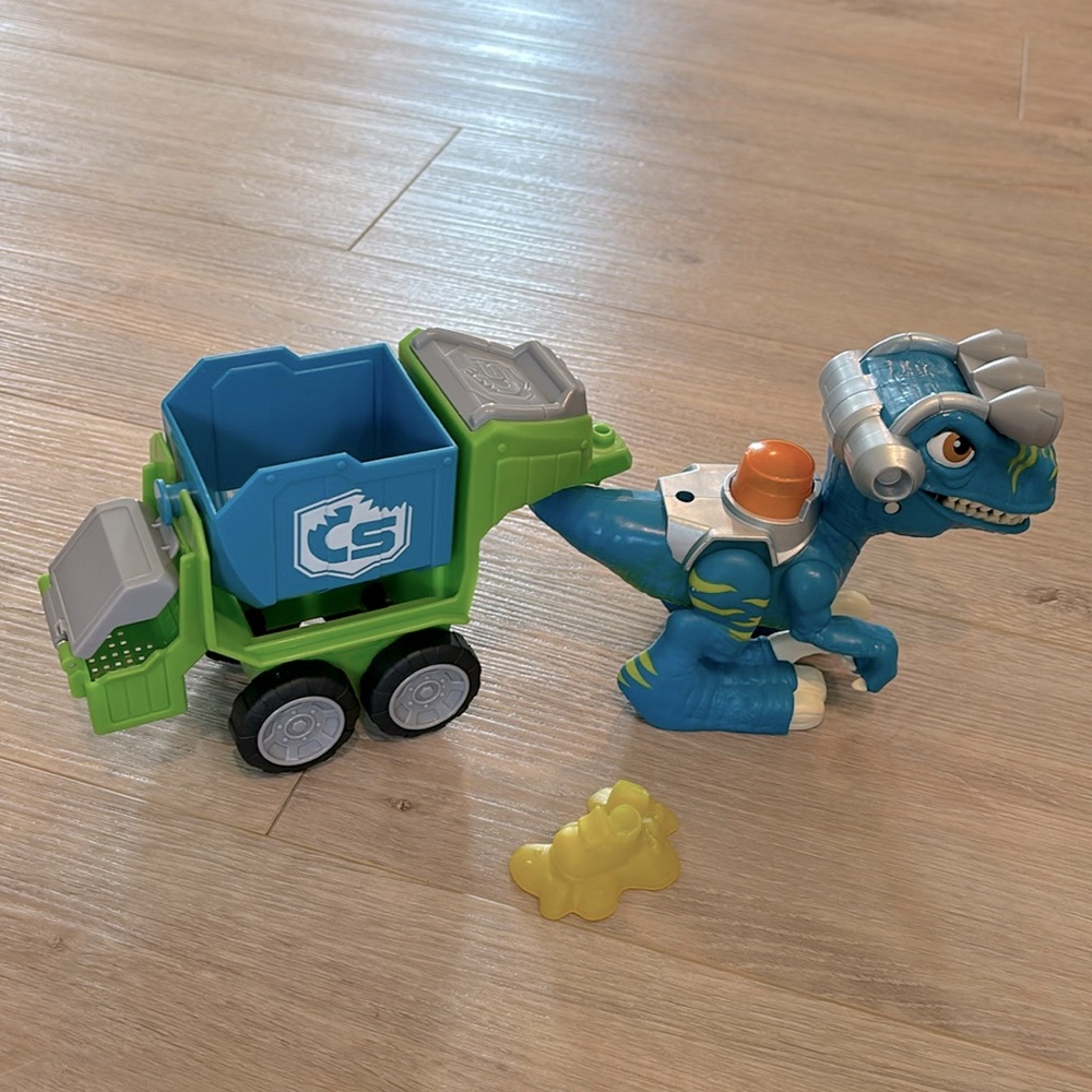 CHOMP SQUAD Playskool Raptor Compactor